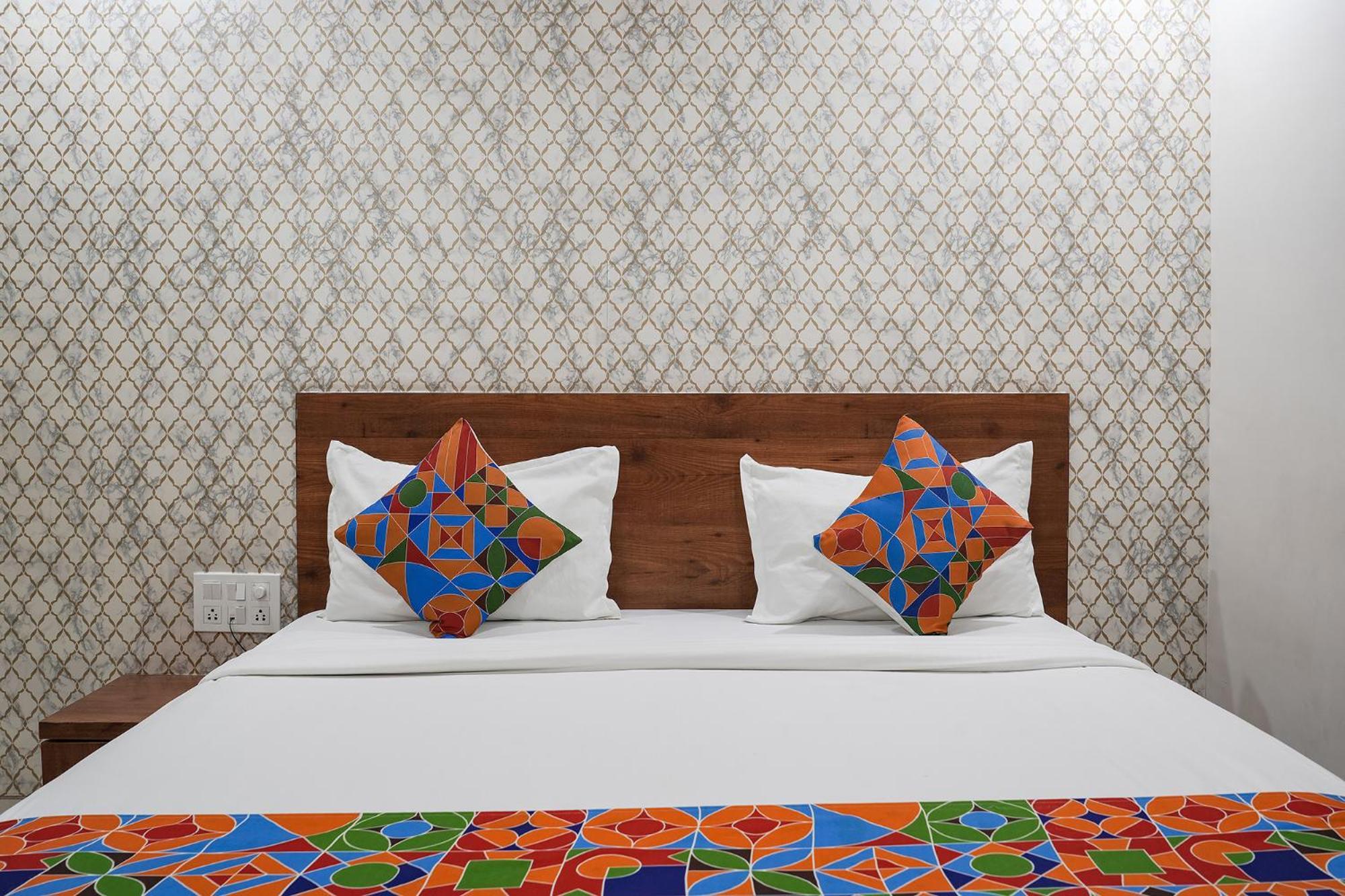 Fabhotel Champion Grand - Nr Fortis Hospital, Nagarbhavi Jālahalli Dış mekan fotoğraf