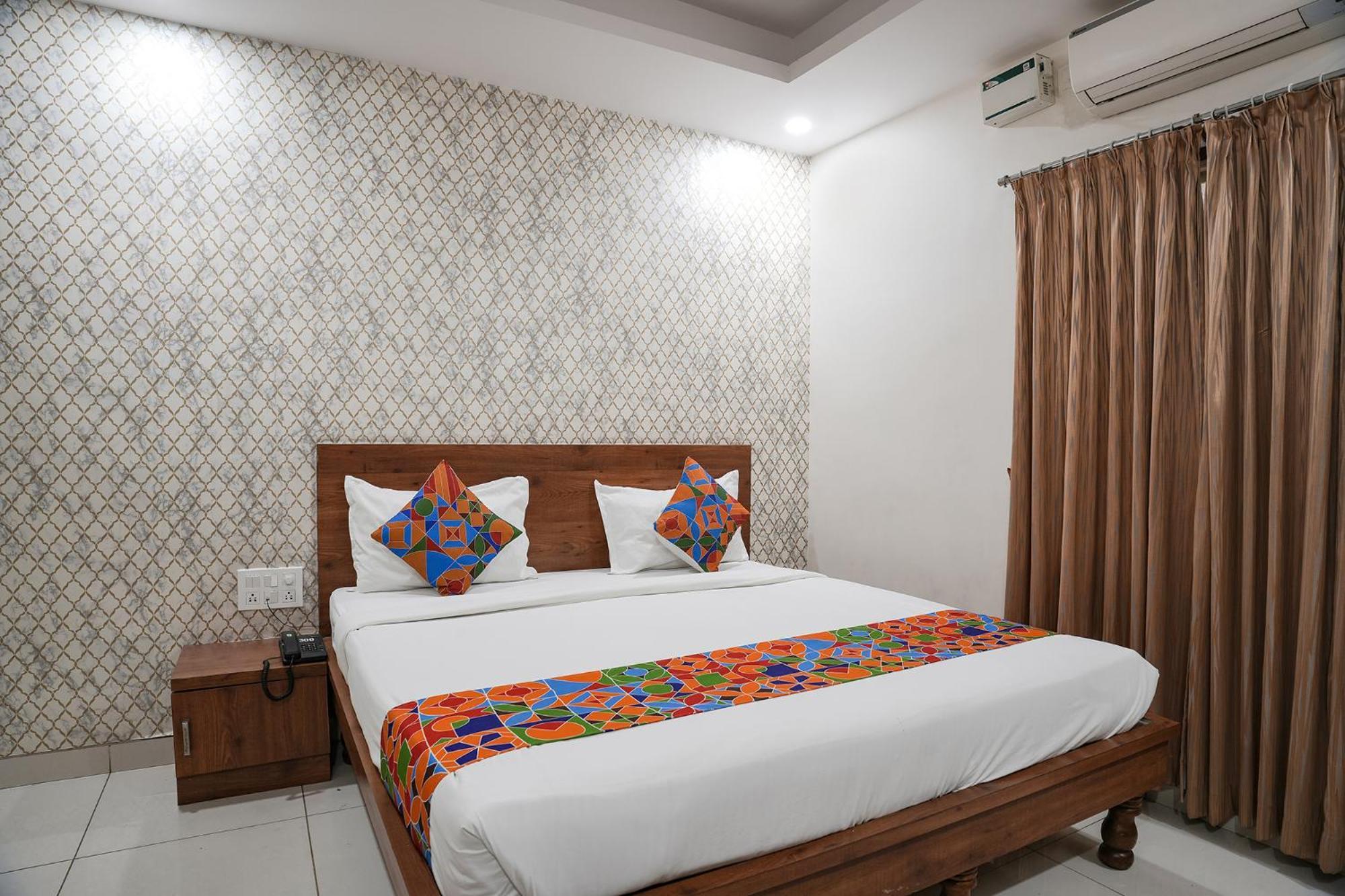 Fabhotel Champion Grand - Nr Fortis Hospital, Nagarbhavi Jālahalli Dış mekan fotoğraf